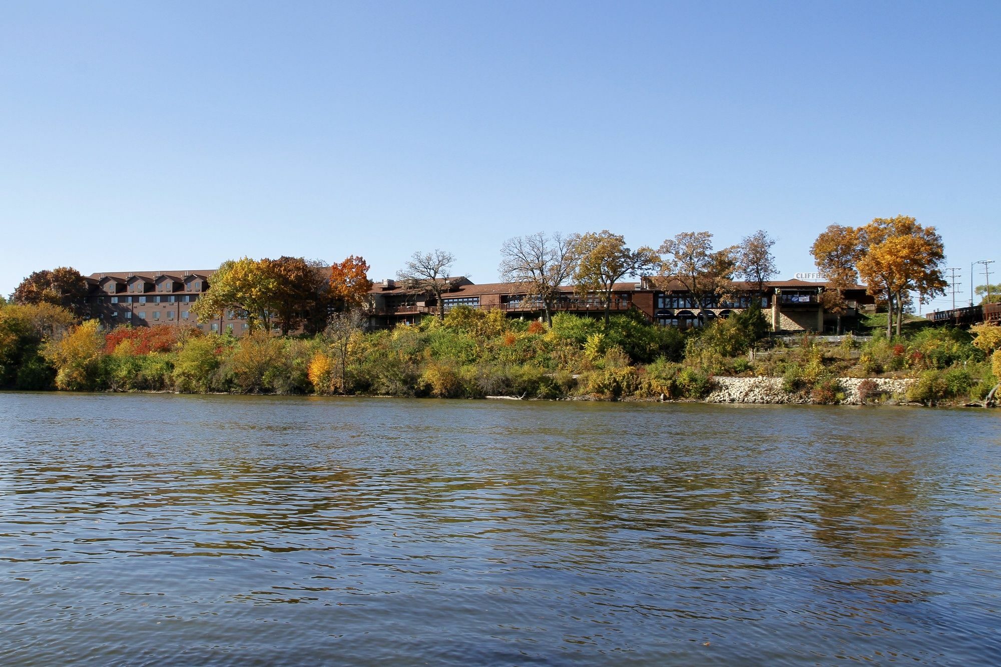 Hotel Riverview & Suites, Ascend Collection 3*