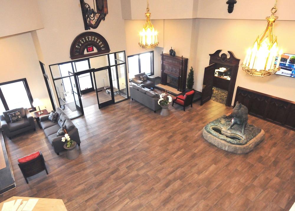 Riverview & Suites, Ascend Collection Hotel 3*