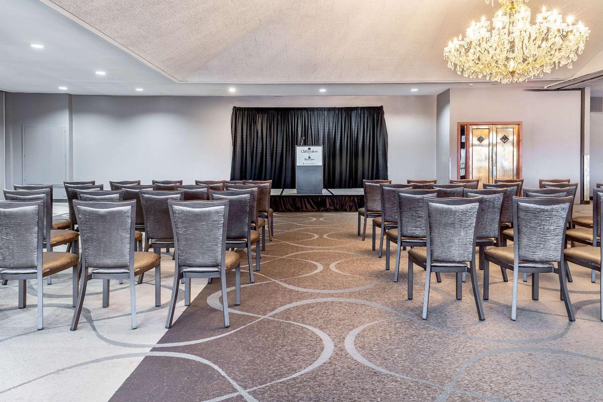 Riverview & Suites, Ascend Collection 3* Rockford