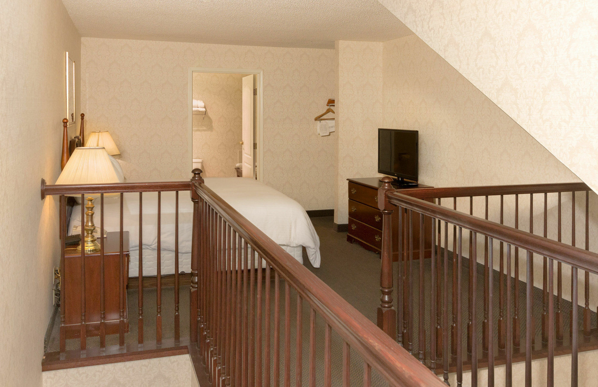 Riverview & Suites, Ascend Collection Rockford