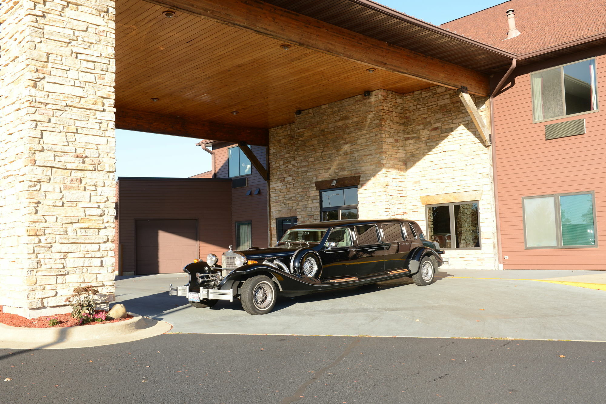 Riverview & Suites, Ascend Collection 3* Rockford