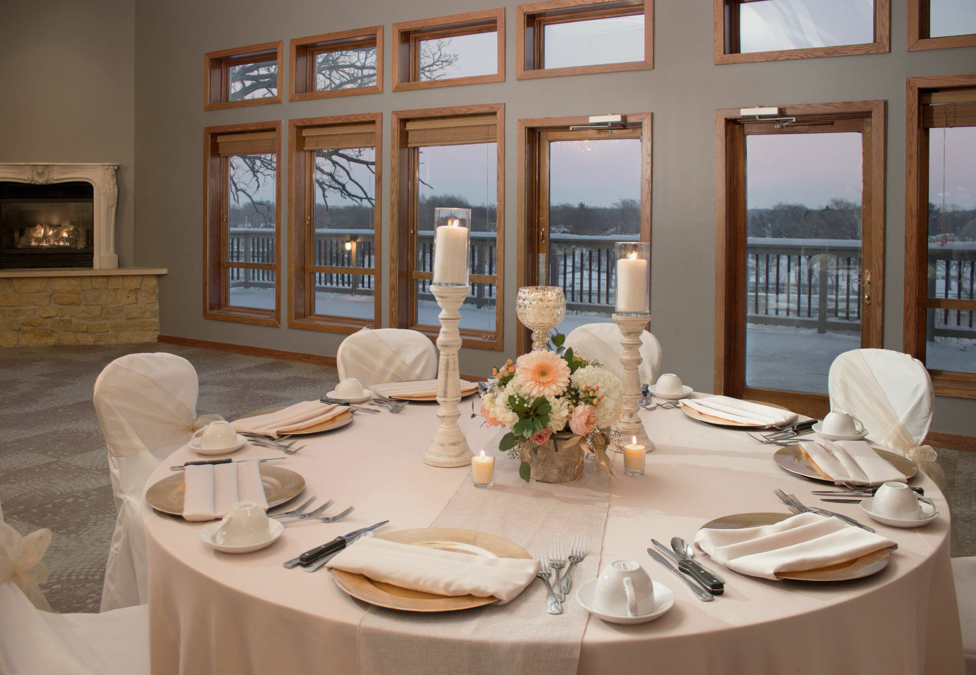 Riverview & Suites, Ascend Collection Hotel Rockford